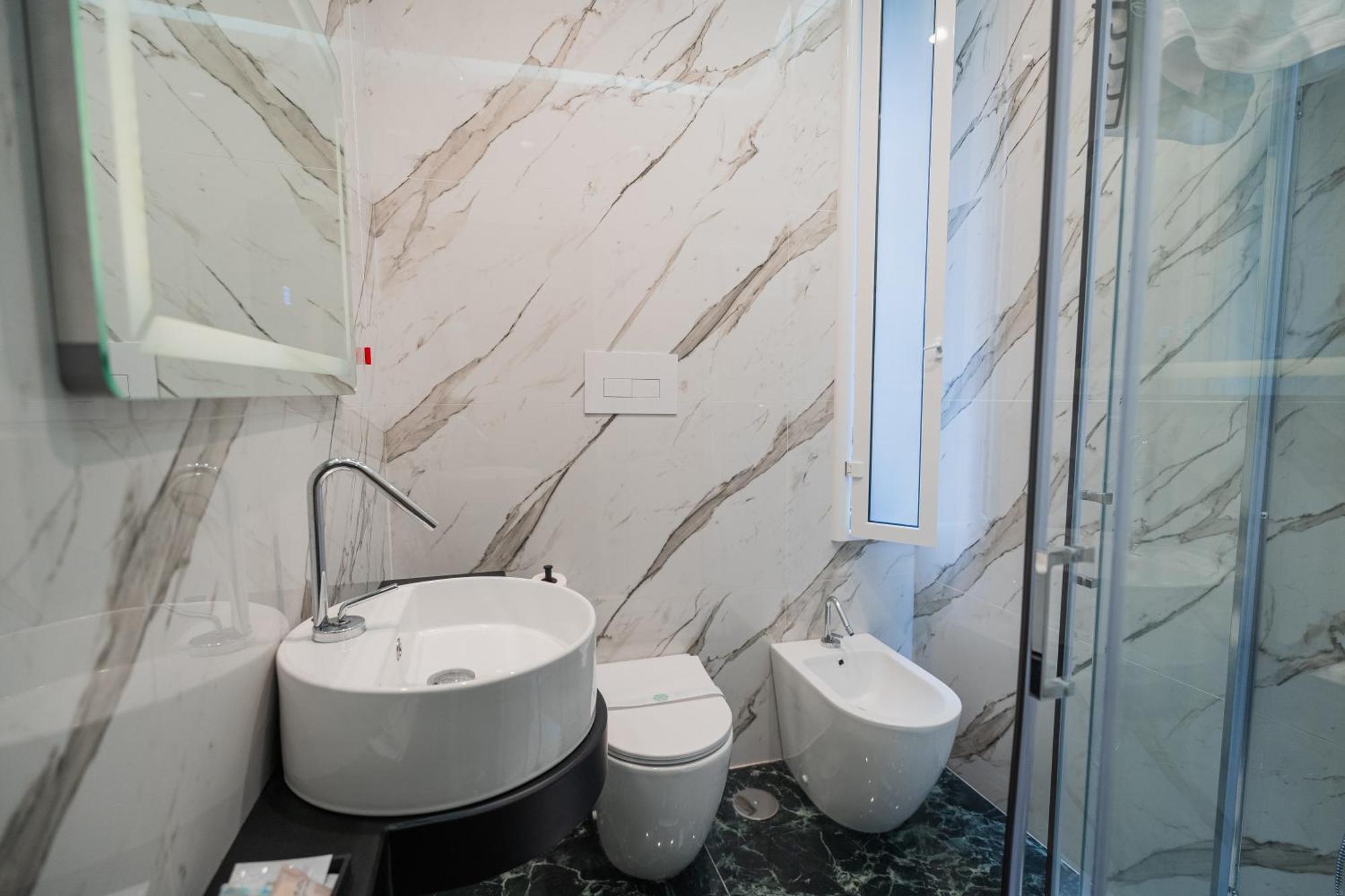 Lucignoloroom Stazione Centrale Napoli Exteriör bild